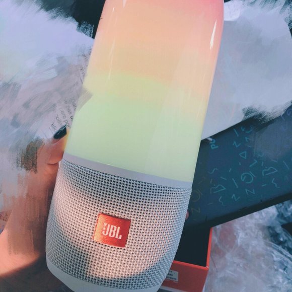 JBL Pulse3 Bluetooth Speaker - Picture 1 of 2